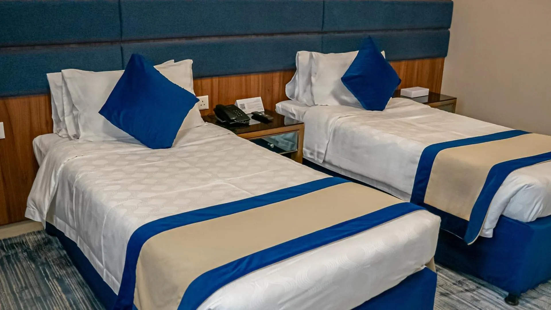 Rabwat Al Safwah Golden Hotel Medina Saudi Arabia