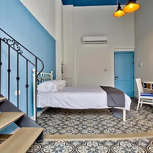https://chateau-la-vallette-grand-masters-suite.hotelssaintjulians.com