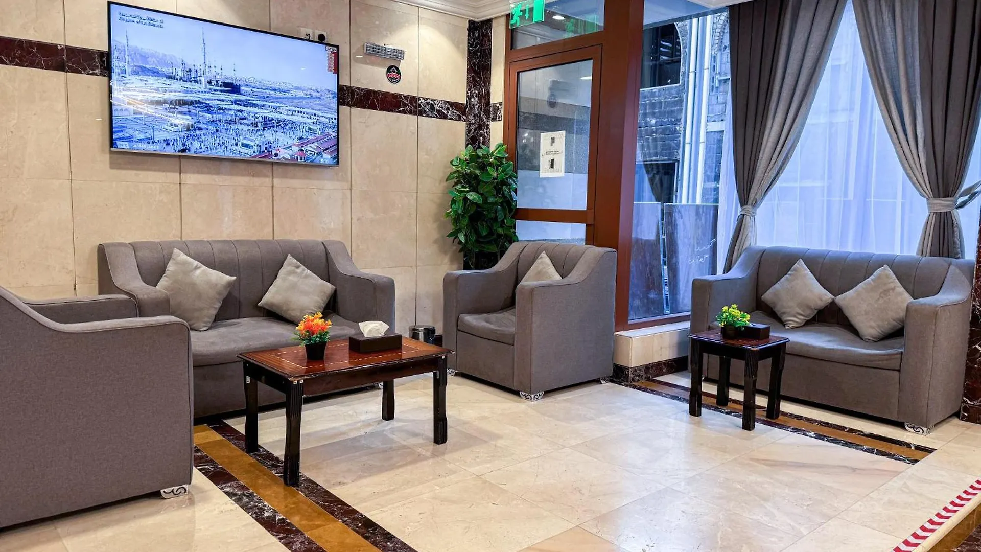 Rabwat Al Safwah Golden Hotel Медина 2*,  Саудовская Аравия