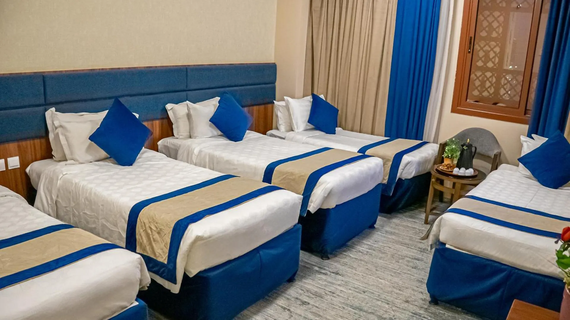 **  Rabwat Al Safwah Golden Hotel Medina Arabia Saudita
